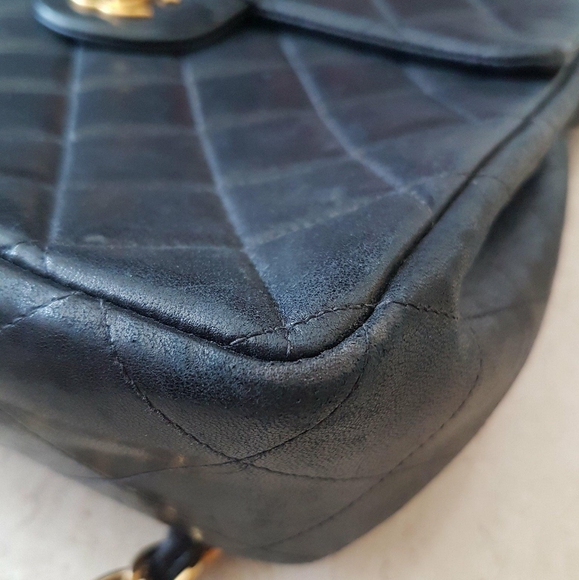 AUTHENTIC 1995 VINTAGE CHANEL CLASSIC LAMBSKIN FLAP BACKPACK WITH GHW - Picture 8 of 16